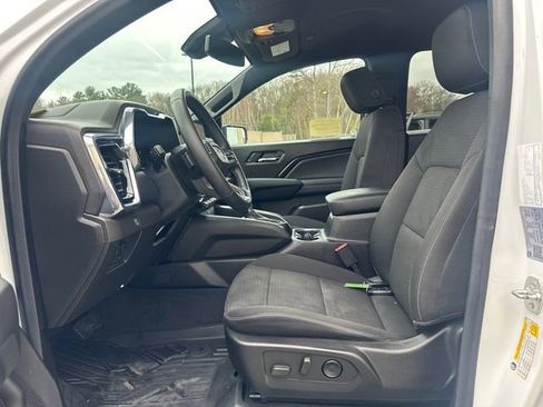 Used 2024 GMC Canyon Elevation w/ Convenience Package AWD/4WD image 37