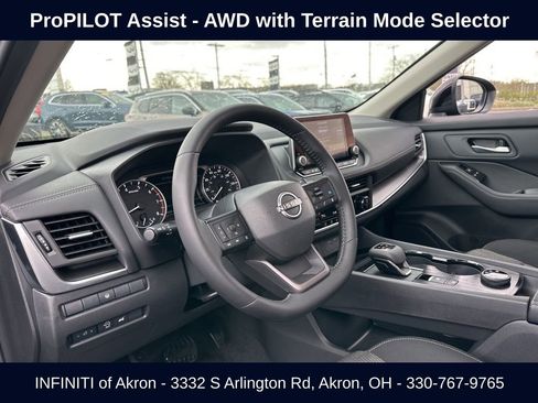 Used 2026 Nissan Rogue SV AWD/4WD image 39