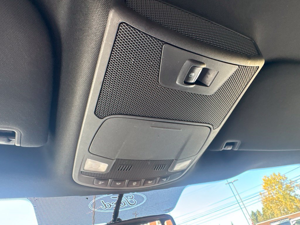 Used 2018 Ford F150 XLT w/ Equipment Group 302A Luxury AWD/4WD image 32