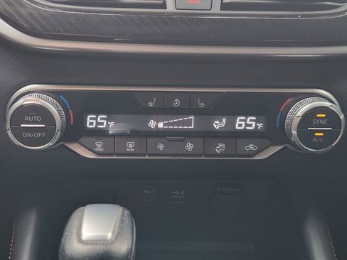 Used 2023 Nissan Altima 2.0 SR FWD image 20