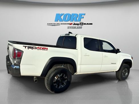 Used 2023 Toyota Tacoma TRD Off-Road image 6