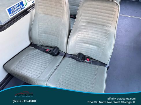 Used 2016 Ford E-350 and Econoline 350 Super Duty image 20