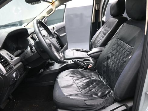 Used 2023 Ford Ranger XLT w/ Equipment Group 301A Mid RWD image 9