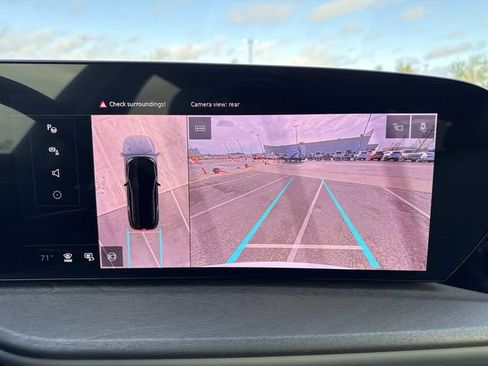 New 2025 Audi Q5 Premium image 18