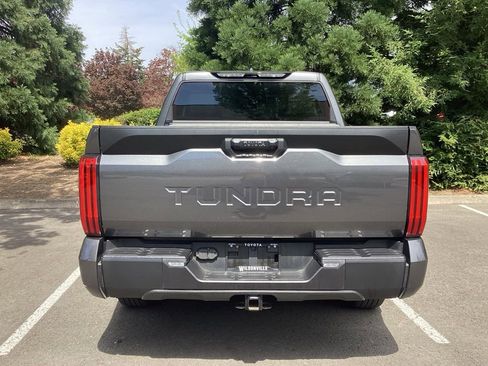 Used 2023 Toyota Tundra SR5 w/ SR5 Premium Package RWD image 18