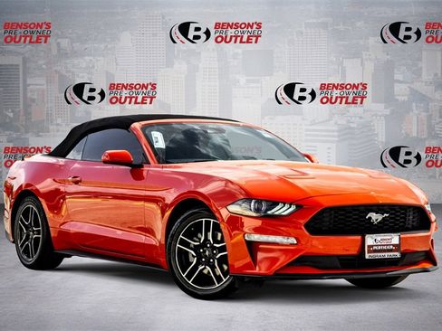 Used 2023 Ford Mustang Convertible image 1