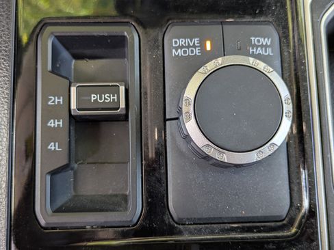 Used 2024 Toyota Tundra SR5 AWD/4WD image 22