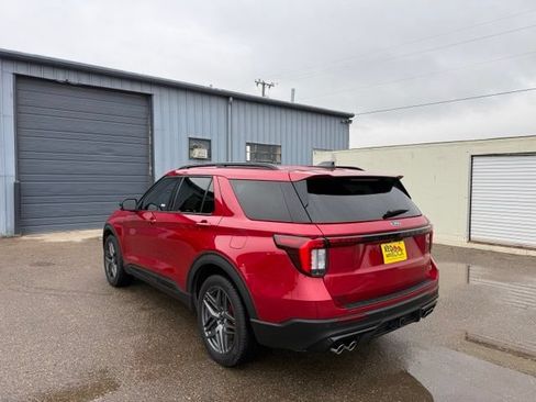 Used 2025 Ford Explorer ST w/ Sun And Sound Package AWD/4WD image 7