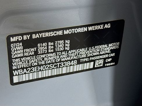 Certified 2025 BMW 740i image 34