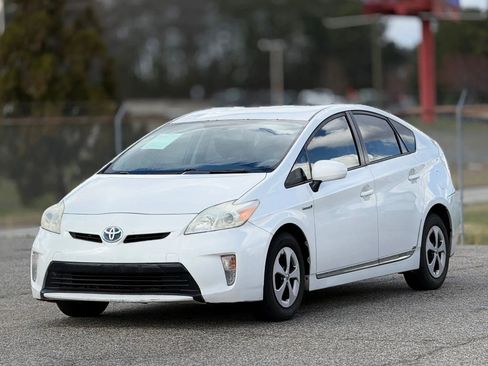 Used 2013 Toyota Prius Two FWD image 6
