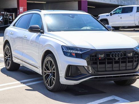 Used 2023 Audi SQ8 Prestige w/ Prestige Package AWD/4WD image 5