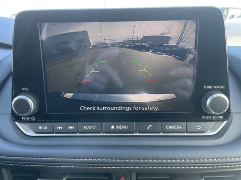 Used 2026 Nissan Rogue SV image 45