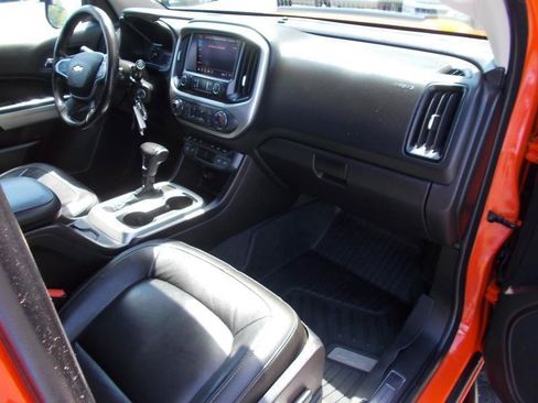 Used 2019 Chevrolet Colorado ZR2 AWD/4WD image 23