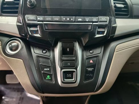 Used 2019 Honda Odyssey EX-L image 18