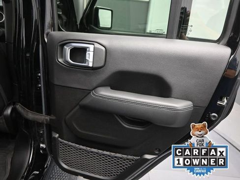 Used 2023 Jeep Wrangler Unlimited Sahara w/ Cold Weather Group image 25