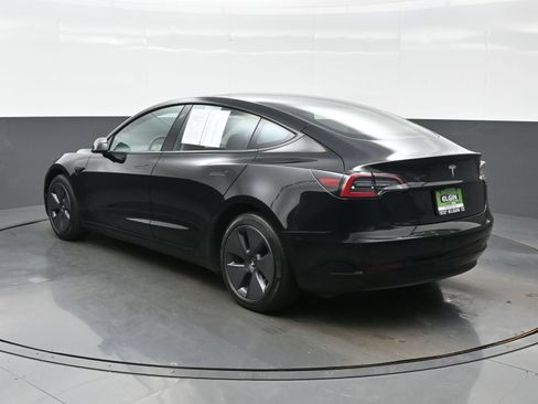 Used 2023 Tesla Model 3 Standard Range RWD image 5