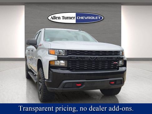 Used 2019 Chevrolet Silverado 1500 Custom Trail Boss w/ Custom Convenience Package image 2