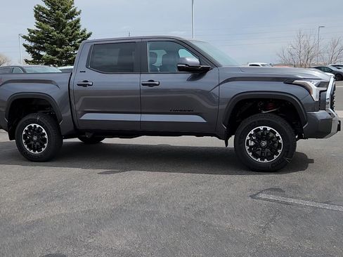 New 2026 Toyota Tundra SR5 AWD/4WD image 3