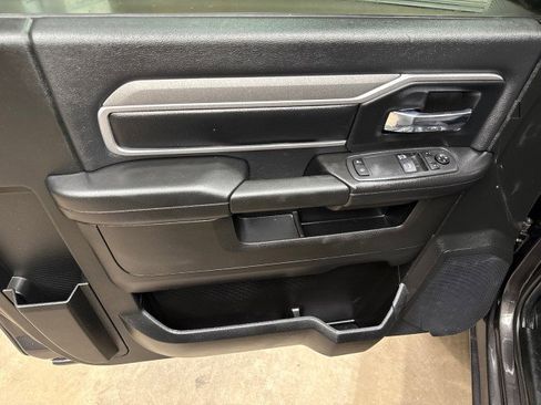 Used 2022 RAM 3500 Tradesman image 24