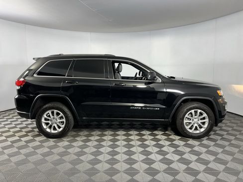 Certified 2021 Jeep Grand Cherokee Laredo X image 9