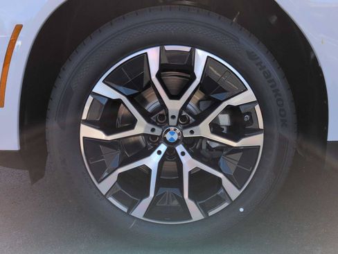 Used 2026 BMW X3 xDrive30i w/ Convenience Package AWD/4WD image 14