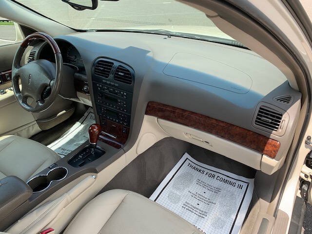 Used 2001 Lincoln LS RWD image 21
