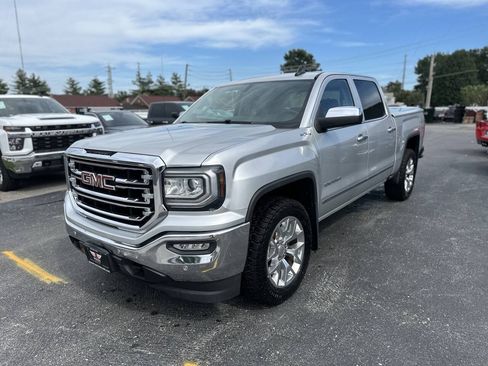 Used 2017 GMC Sierra 1500 SLT w/ SLT Premium Package AWD/4WD image 3