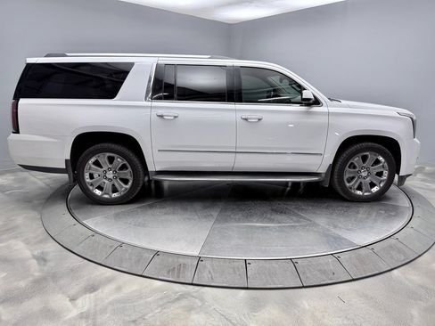 Used 2016 GMC Yukon XL Denali AWD/4WD image 4