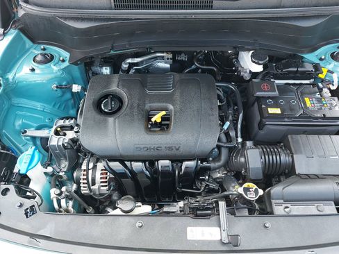 Used 2024 Kia Seltos EX FWD image 28