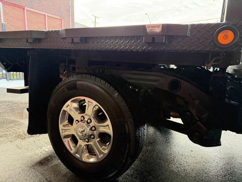 Used 2024 RAM 2500 Big Horn image 13