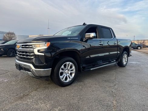 New 2026 Chevrolet Silverado 1500 LTZ w/ LTZ Premium Package AWD/4WD image 2
