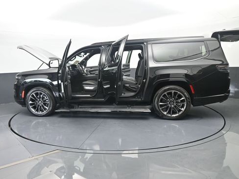 Used 2024 Jeep Grand Wagoneer L Series II w/ Quick Order Packagew 28T AWD/4WD image 80