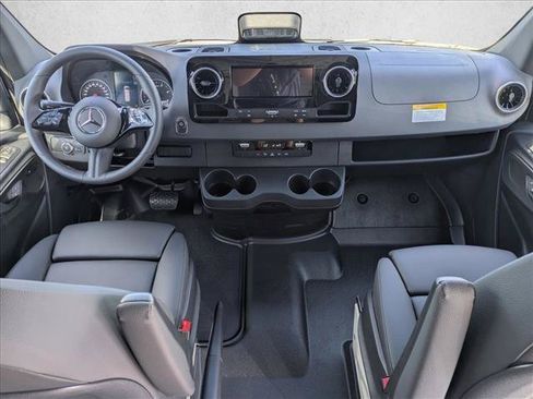 New 2026 Mercedes-Benz Sprinter 2500 image 15