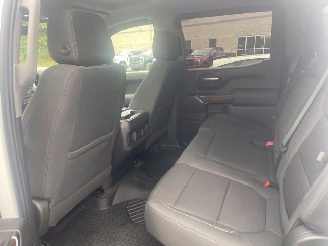 Used 2021 Chevrolet Silverado 1500 LT Trail Boss w/ Convenience Package II AWD/4WD image 8