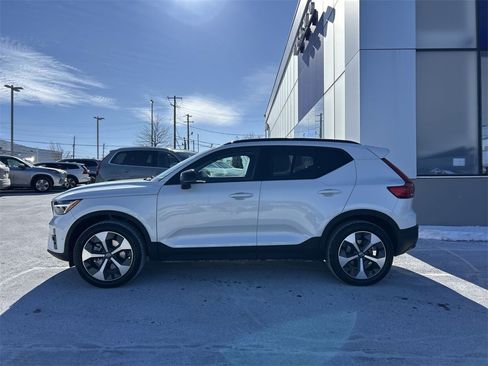 New 2026 Volvo XC40 B5 Plus w/ Protection Package Premier image 5