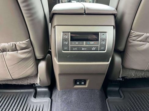 Used 2020 Lexus GX 460 Premium AWD/4WD image 14