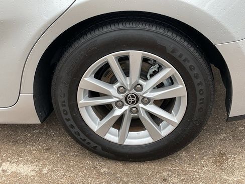 Used 2025 Toyota Camry LE image 8