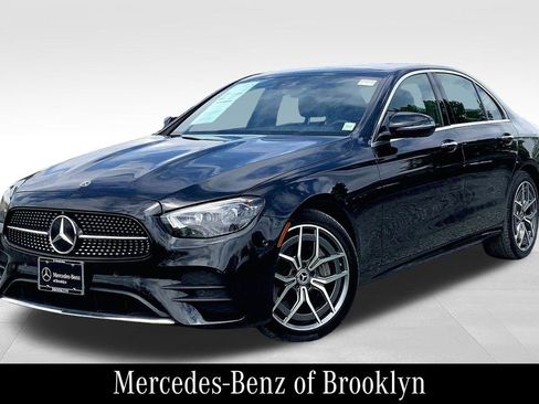 Certified 2022 Mercedes-Benz E 350 4MATIC Sedan image 3