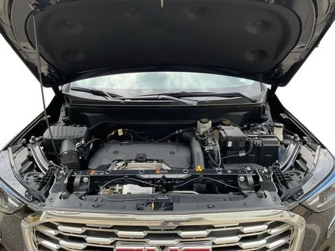 Used 2020 GMC Terrain Denali w/ Denali Premium Package FWD image 14