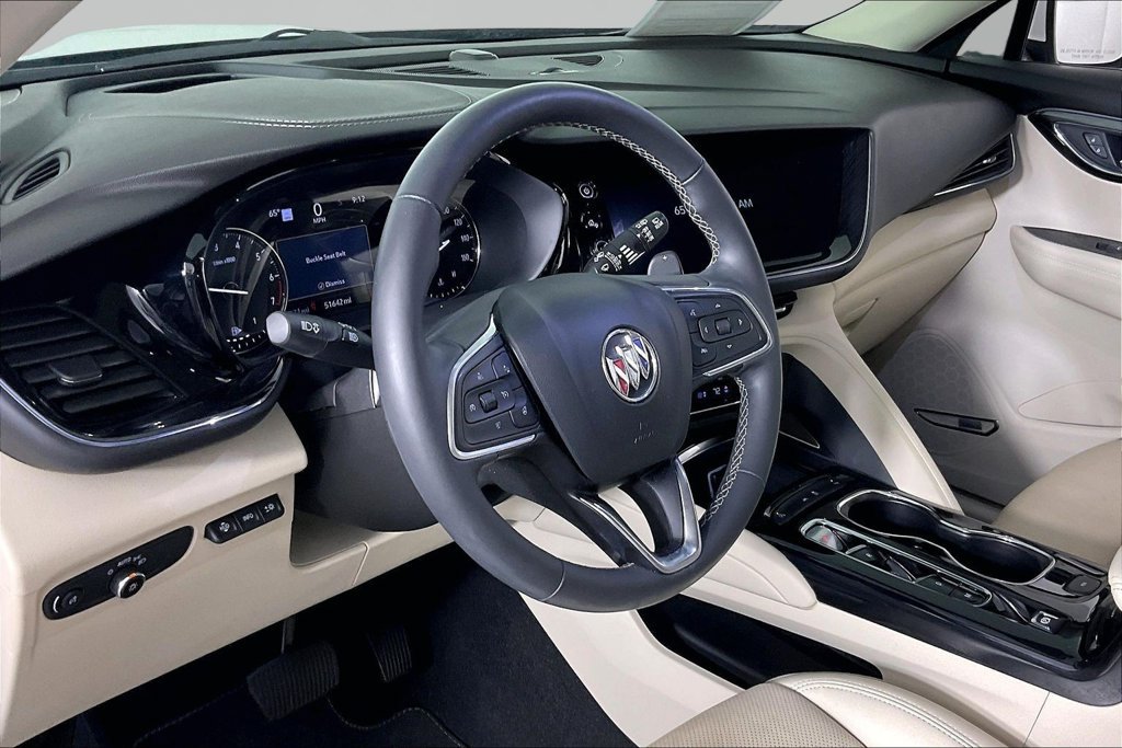 Certified 2022 Buick Envision Essence w/ Technology Package I FWD image 16