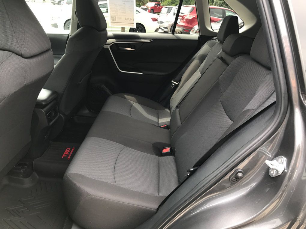 Certified 2025 Toyota RAV4 XLE AWD/4WD image 22