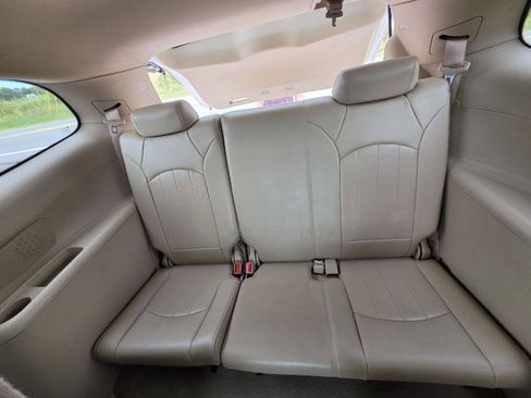 Used 2011 Buick Enclave CXL w/ Trailering Provision Package FWD image 7