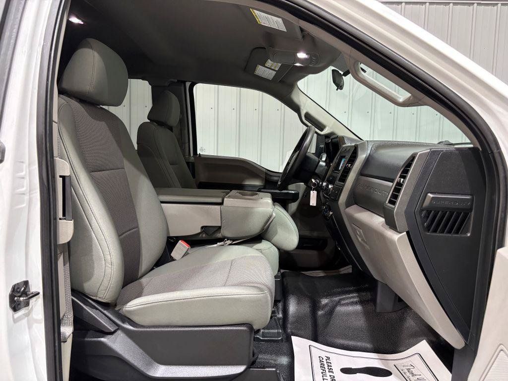 Used 2018 Ford F250 XL w/ Power Equipment Group AWD/4WD image 12