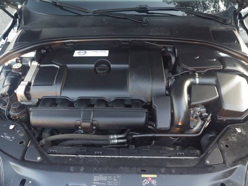 Used 2009 Volvo XC70 3.2 AWD/4WD image 37