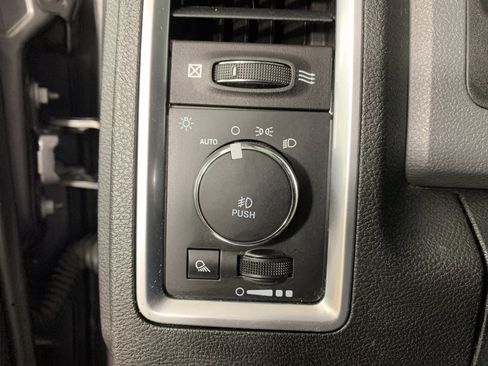 Used 2018 RAM 1500 Big Horn image 18