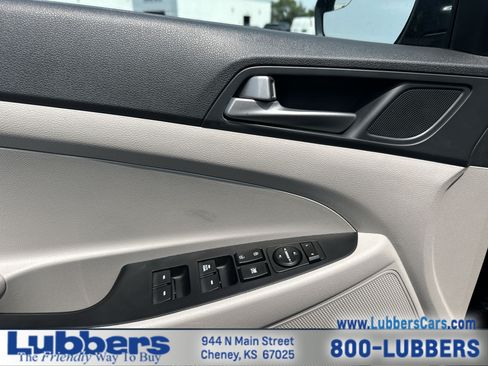 Used 2018 Hyundai Tucson SE AWD/4WD image 12