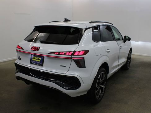 New 2026 Audi Q3 quattro 2.0T image 5