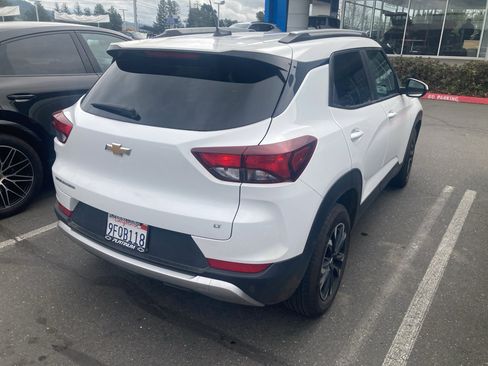 Used 2023 Chevrolet TrailBlazer LT w/ Convenience Package image 5