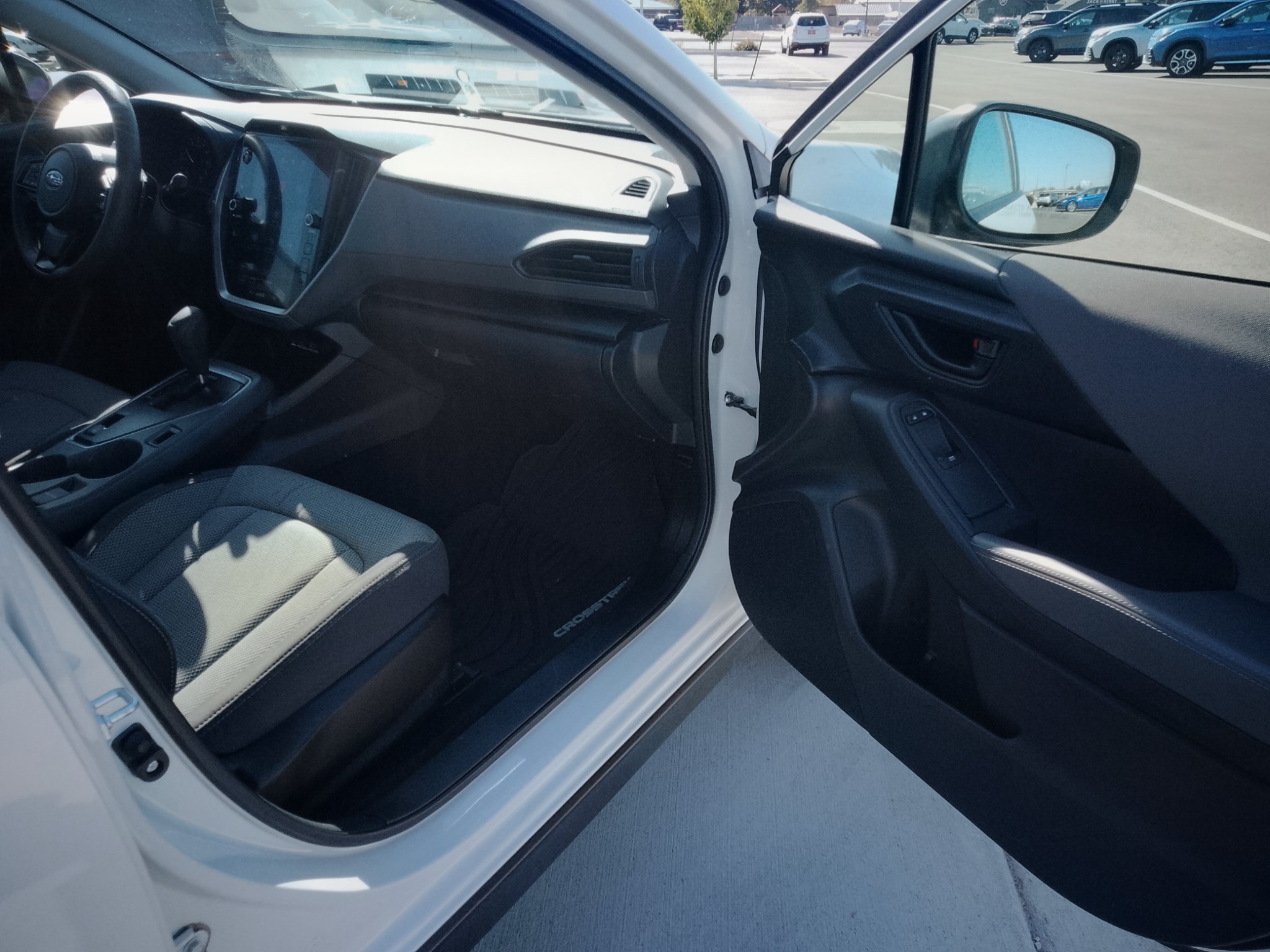 Certified 2024 Subaru Crosstrek 2.0i Premium w/ Crosstrek Mirror Package AWD/4WD image 14