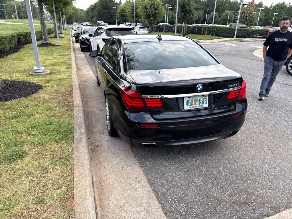 Used 2015 BMW 740Li RWD image 7